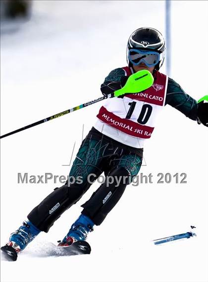 Thumbnail 1 in 2012 Evan Wood Memorial Race photogallery.
