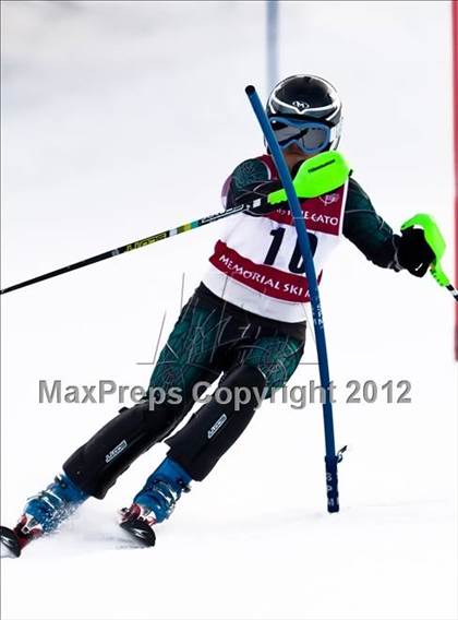Thumbnail 3 in 2012 Evan Wood Memorial Race photogallery.