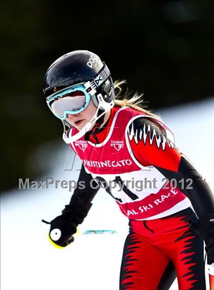 Thumbnail 1 in 2012 Evan Wood Memorial Race photogallery.