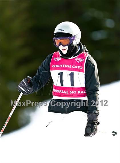 Thumbnail 1 in 2012 Evan Wood Memorial Race photogallery.