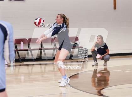 Thumbnail 3 in Brookville vs Cranberry Area (PIAA D9 AA Semifinal) photogallery.