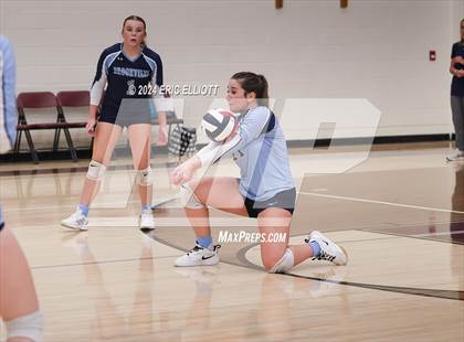 Thumbnail 1 in Brookville vs Cranberry Area (PIAA D9 AA Semifinal) photogallery.