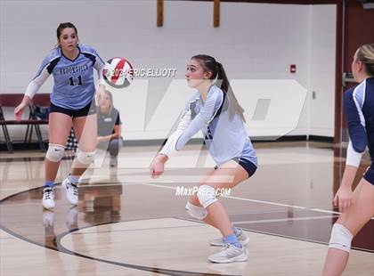 Thumbnail 3 in Brookville vs Cranberry Area (PIAA D9 AA Semifinal) photogallery.