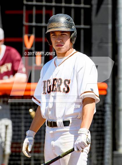 Thumbnail 1 in Whitney @ Roseville (game 1) photogallery.