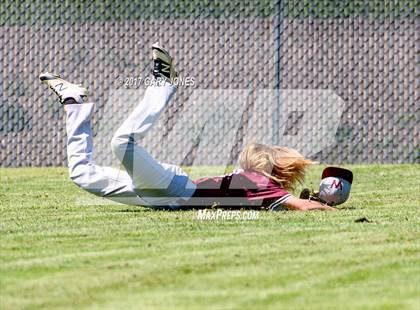 Thumbnail 2 in Whitney @ Roseville (game 1) photogallery.