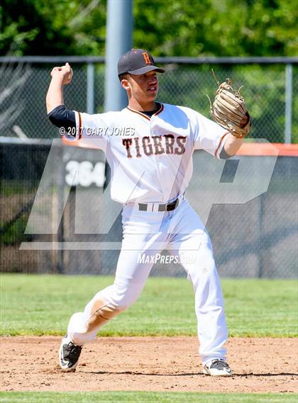 Thumbnail 2 in Whitney @ Roseville (game 1) photogallery.