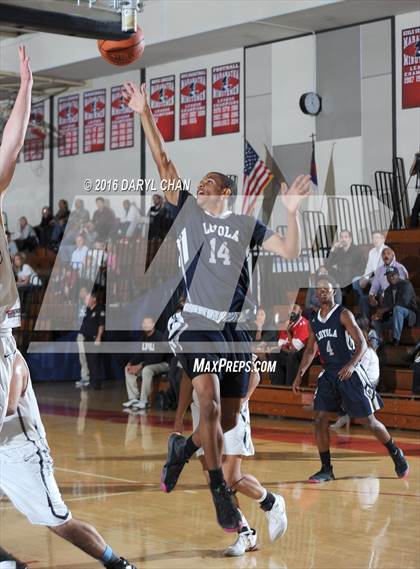 Thumbnail 1 in West Ranch vs. Loyola (Rose City Roundball Classic) photogallery.