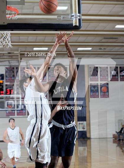 Thumbnail 3 in West Ranch vs. Loyola (Rose City Roundball Classic) photogallery.