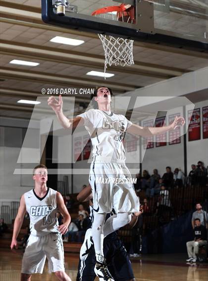 Thumbnail 2 in West Ranch vs. Loyola (Rose City Roundball Classic) photogallery.