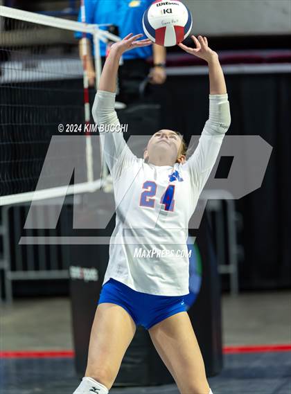 Thumbnail 3 in Morgantown vs. University (WVSSAC Class AAAA Quarterfinal) photogallery.