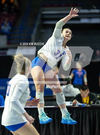 Thumbnail 2 in Morgantown vs. University (WVSSAC Class AAAA Quarterfinal) photogallery.