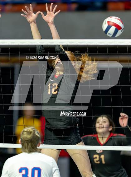 Thumbnail 1 in Morgantown vs. University (WVSSAC Class AAAA Quarterfinal) photogallery.