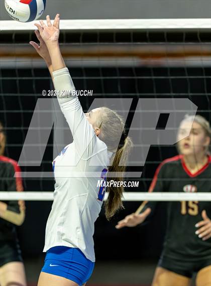 Thumbnail 1 in Morgantown vs. University (WVSSAC Class AAAA Quarterfinal) photogallery.