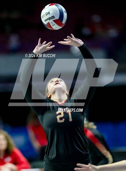 Thumbnail 3 in Morgantown vs. University (WVSSAC Class AAAA Quarterfinal) photogallery.