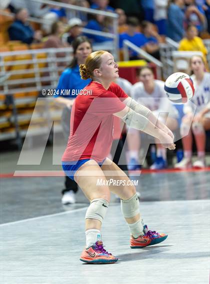 Thumbnail 2 in Morgantown vs. University (WVSSAC Class AAAA Quarterfinal) photogallery.