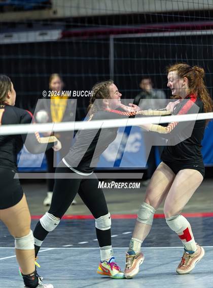 Thumbnail 1 in Morgantown vs. University (WVSSAC Class AAAA Quarterfinal) photogallery.