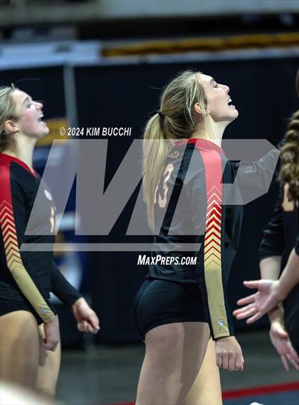 Thumbnail 2 in Morgantown vs. University (WVSSAC Class AAAA Quarterfinal) photogallery.