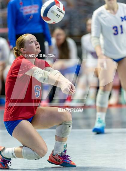 Thumbnail 3 in Morgantown vs. University (WVSSAC Class AAAA Quarterfinal) photogallery.
