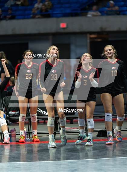 Thumbnail 2 in Morgantown vs. University (WVSSAC Class AAAA Quarterfinal) photogallery.