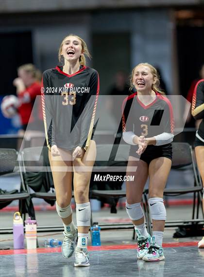 Thumbnail 2 in Morgantown vs. University (WVSSAC Class AAAA Quarterfinal) photogallery.