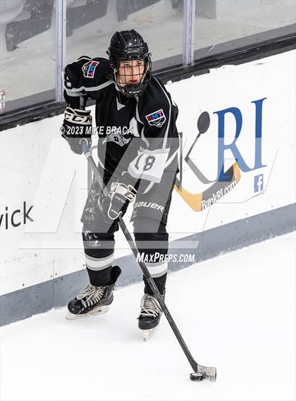 Thumbnail 3 in Daniel Hand vs Rogers/Middletown/Tiverton (Crusader Christmas Classic) photogallery.