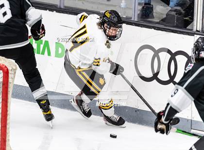 Thumbnail 2 in Daniel Hand vs Rogers/Middletown/Tiverton (Crusader Christmas Classic) photogallery.
