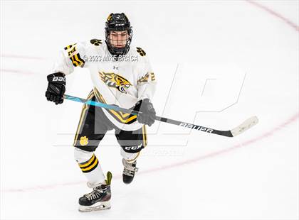 Thumbnail 3 in Daniel Hand vs Rogers/Middletown/Tiverton (Crusader Christmas Classic) photogallery.