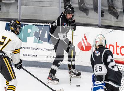 Thumbnail 1 in Daniel Hand vs Rogers/Middletown/Tiverton (Crusader Christmas Classic) photogallery.