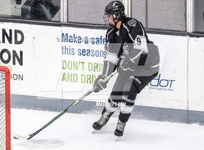 Thumbnail 1 in Daniel Hand vs Rogers/Middletown/Tiverton (Crusader Christmas Classic) photogallery.