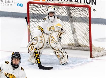 Thumbnail 2 in Daniel Hand vs Rogers/Middletown/Tiverton (Crusader Christmas Classic) photogallery.