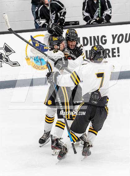 Thumbnail 2 in Daniel Hand vs Rogers/Middletown/Tiverton (Crusader Christmas Classic) photogallery.