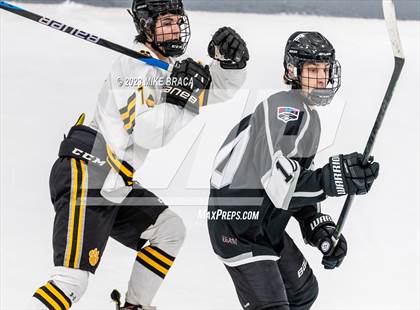 Thumbnail 1 in Daniel Hand vs Rogers/Middletown/Tiverton (Crusader Christmas Classic) photogallery.