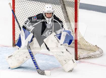 Thumbnail 1 in Daniel Hand vs Rogers/Middletown/Tiverton (Crusader Christmas Classic) photogallery.