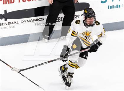 Thumbnail 3 in Daniel Hand vs Rogers/Middletown/Tiverton (Crusader Christmas Classic) photogallery.