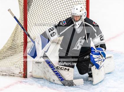 Thumbnail 2 in Daniel Hand vs Rogers/Middletown/Tiverton (Crusader Christmas Classic) photogallery.