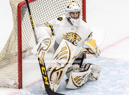 Thumbnail 2 in Daniel Hand vs Rogers/Middletown/Tiverton (Crusader Christmas Classic) photogallery.