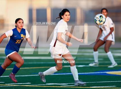 Thumbnail 2 in Menlo-Atherton @ Newark Memorial photogallery.