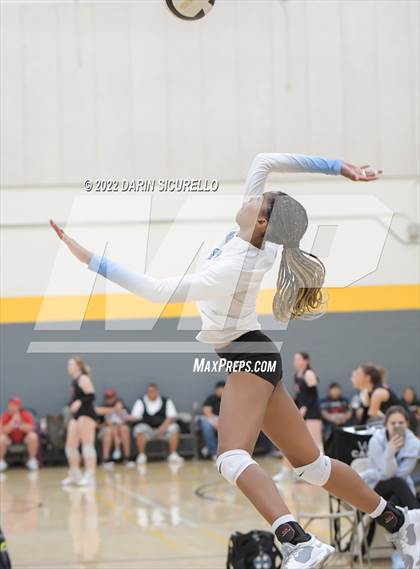 Thumbnail 3 in Mica Mountain vs Williams Field (Epic Tourneys Volleyball Invite) photogallery.