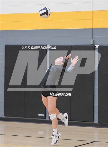 Thumbnail 1 in Mica Mountain vs Williams Field (Epic Tourneys Volleyball Invite) photogallery.
