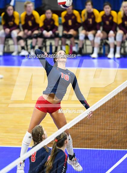 Thumbnail 2 in Chaparral vs Legend (CHSAA 5A Semifinal) photogallery.