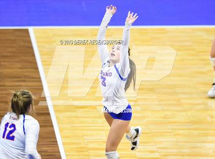 Thumbnail 1 in Chaparral vs Legend (CHSAA 5A Semifinal) photogallery.
