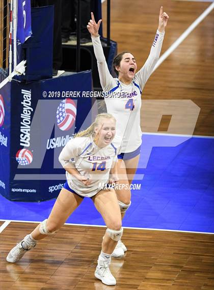 Thumbnail 2 in Chaparral vs Legend (CHSAA 5A Semifinal) photogallery.