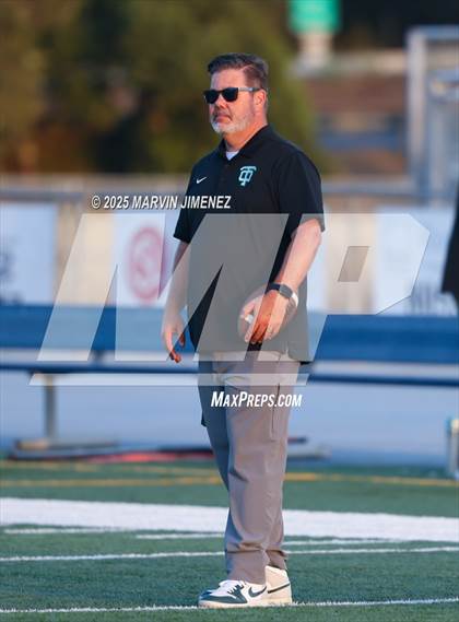 Thumbnail 3 in JV: Camarillo vs Thousand Oaks photogallery.