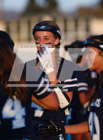 Thumbnail 3 in JV: Camarillo vs Thousand Oaks photogallery.