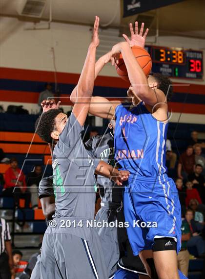 Thumbnail 2 in Overland vs. Bishop Gorman (Tarkanian Classic) photogallery.