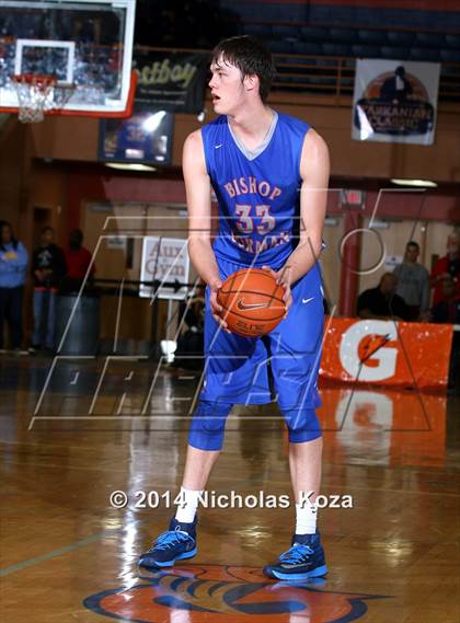 Thumbnail 2 in Overland vs. Bishop Gorman (Tarkanian Classic) photogallery.