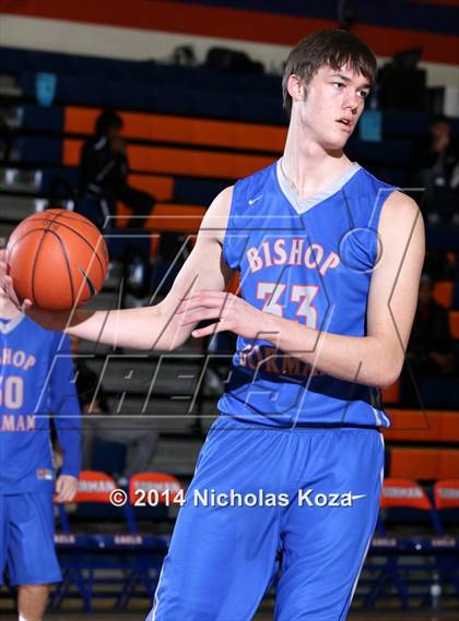 Thumbnail 2 in Overland vs. Bishop Gorman (Tarkanian Classic) photogallery.