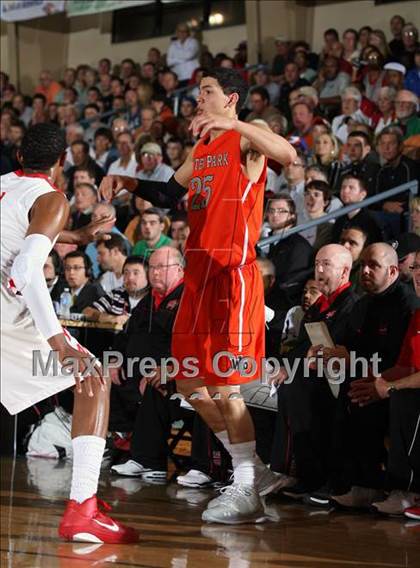 Thumbnail 3 in Winter Park vs. Mater Dei (City of Palms Classic) photogallery.