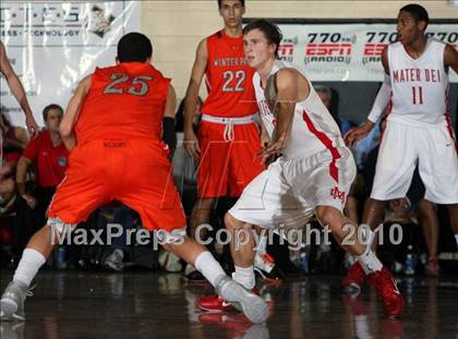 Thumbnail 2 in Winter Park vs. Mater Dei (City of Palms Classic) photogallery.