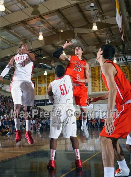 Thumbnail 2 in Winter Park vs. Mater Dei (City of Palms Classic) photogallery.